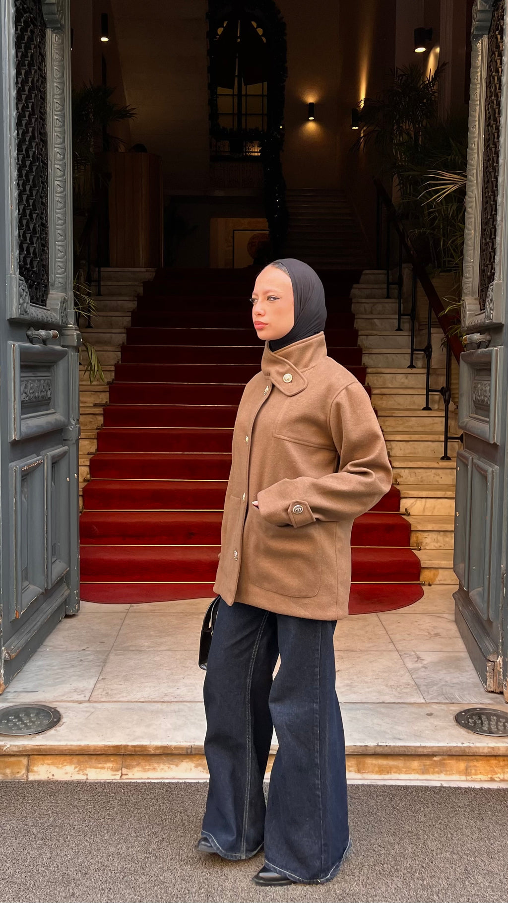 WOOL BLEND BUTTONED COAT WITH STAND COALER